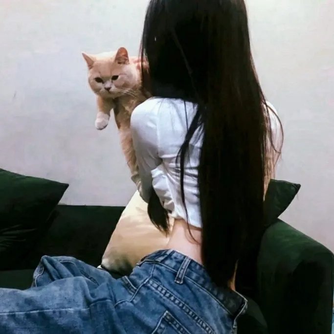 敦君与女朋友